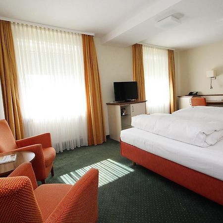 Hotel Leopold Munchen Bagian luar foto