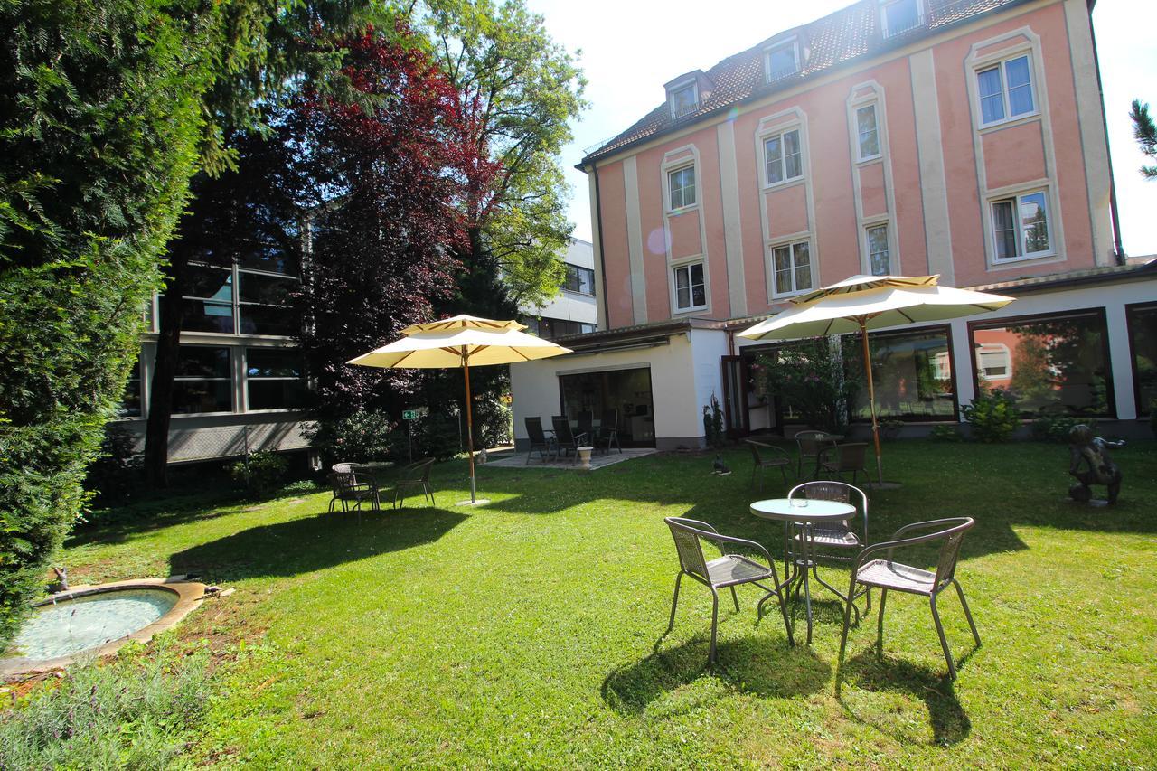 Hotel Leopold Munchen Bagian luar foto
