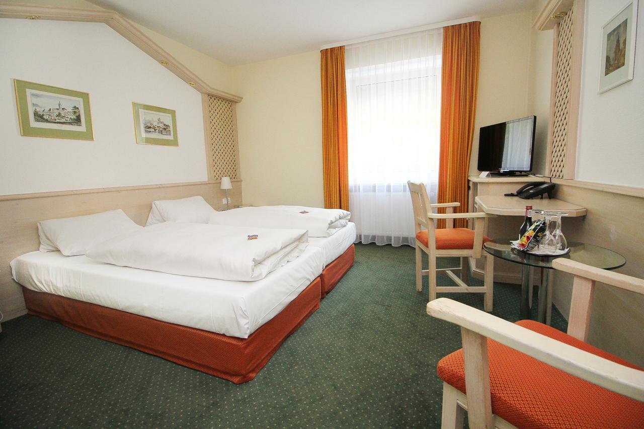 Hotel Leopold Munchen Bagian luar foto