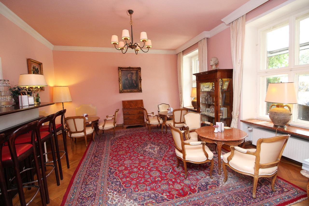 Hotel Leopold Munchen Bagian luar foto