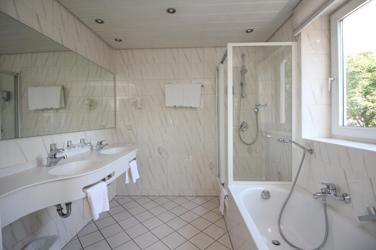 Hotel Leopold Munchen Bagian luar foto